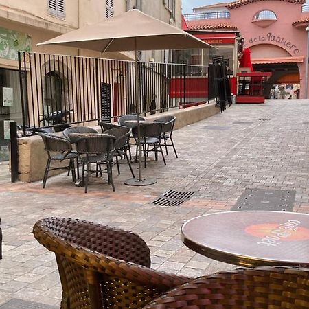 Appartement De Charme Suquet Cannes Exteriör bild
