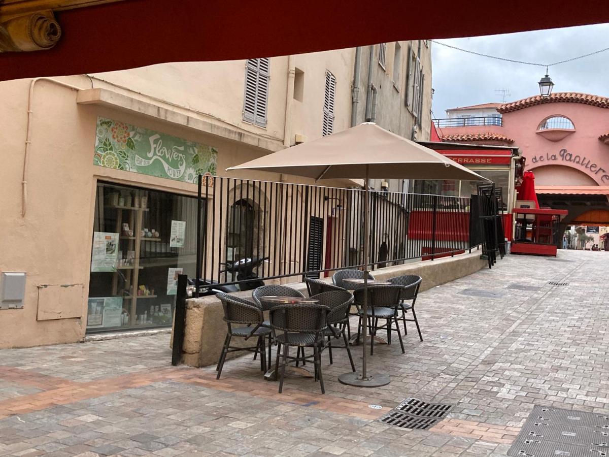Appartement De Charme Suquet Cannes Exteriör bild