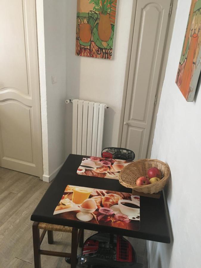Appartement De Charme Suquet Cannes Exteriör bild